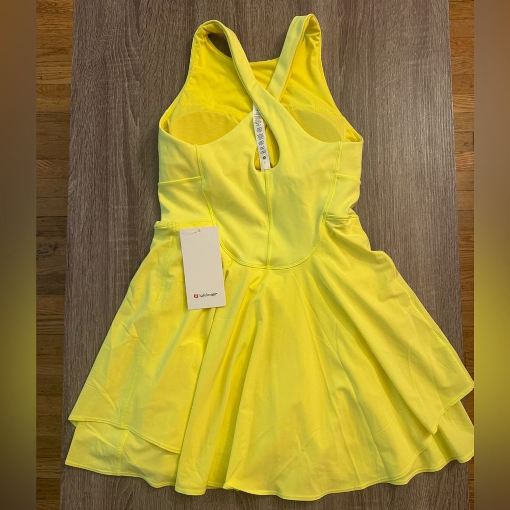 New with tags Lululemon Court crush dress, yellow, size 8.Electric lemon.Tennis - Picture 2 of 12